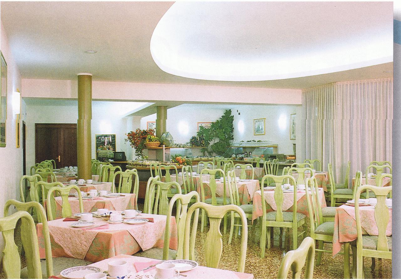 Hotel Piroga Padova Selvazzano Dentro Esterno foto