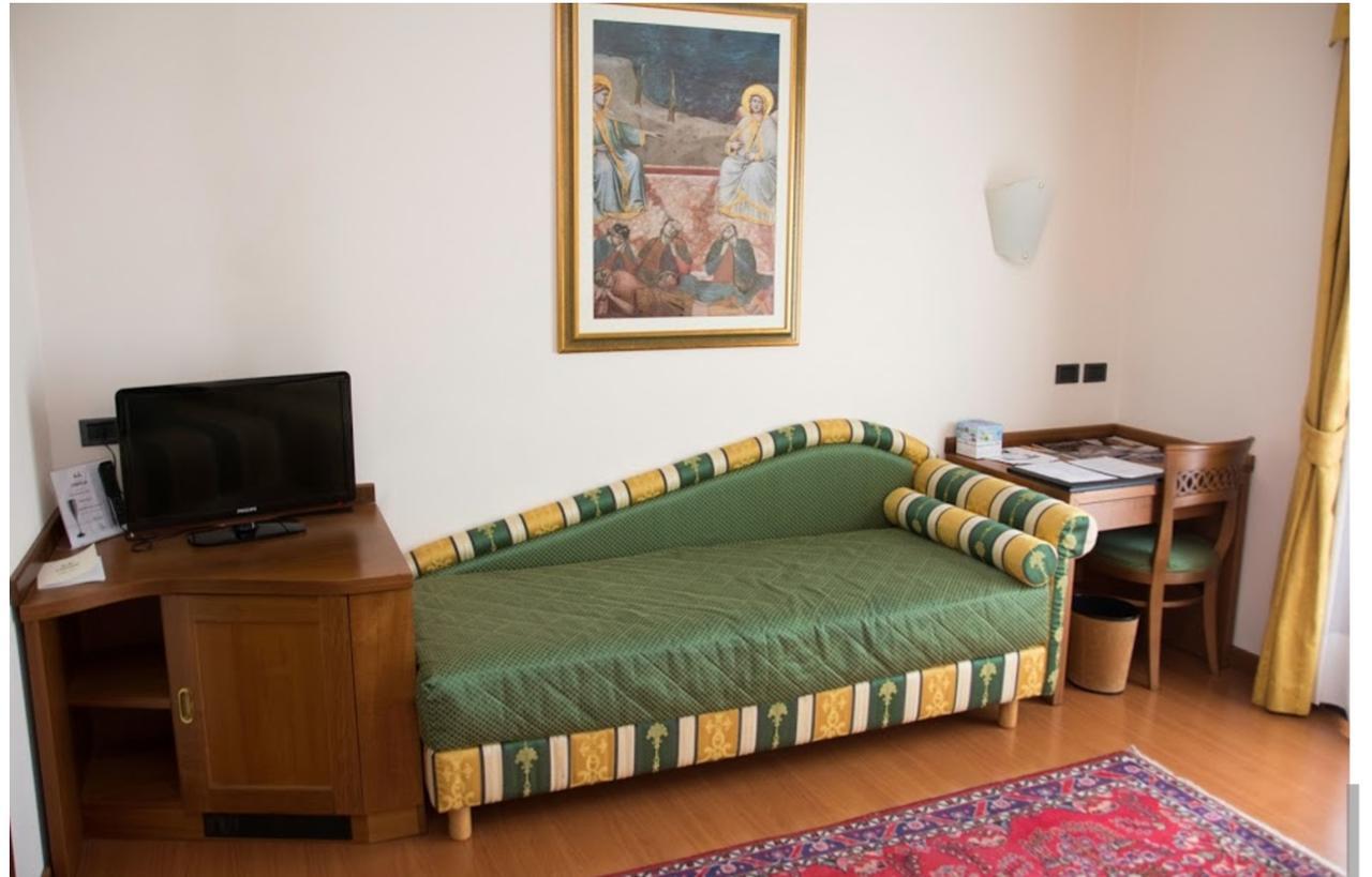 Hotel Piroga Padova Selvazzano Dentro Esterno foto